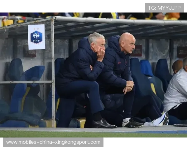 世界冠军被曝与队友闹掰,训练场互不讲话 世界冠军被曝与队友闹掰,训练场互不讲话