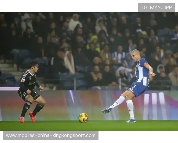 波尔图佩佩反击中单刀推射为胜利奠定基础